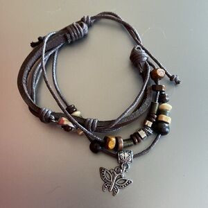 3/$15 🌟NWOT- PAPARAZZI: Faux Leather Brown Bracelet with Beads and Charm